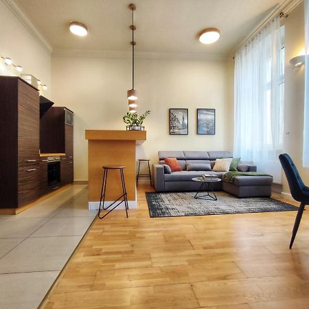 Bresly Apartament Old Town วรอตซวาฟ ภายนอก รูปภาพ