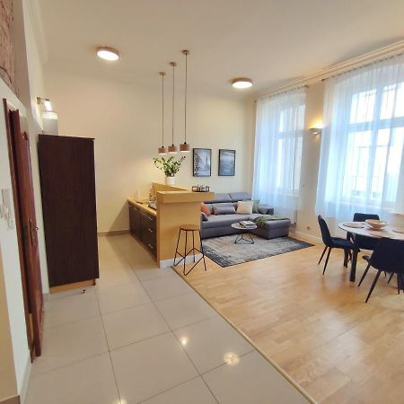 Bresly Apartament Old Town วรอตซวาฟ ภายนอก รูปภาพ